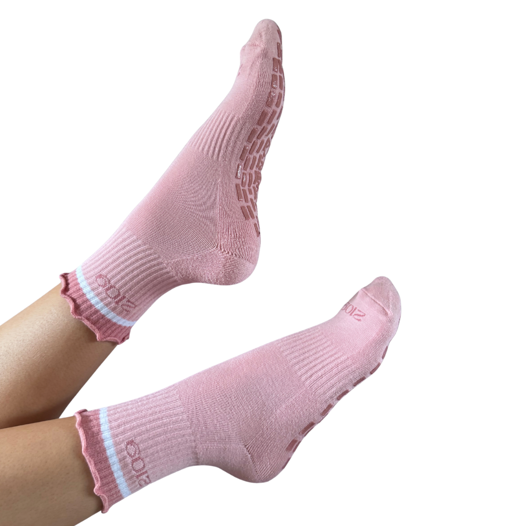 Ultimate Grip Ruffle Socks - Pink Stripe