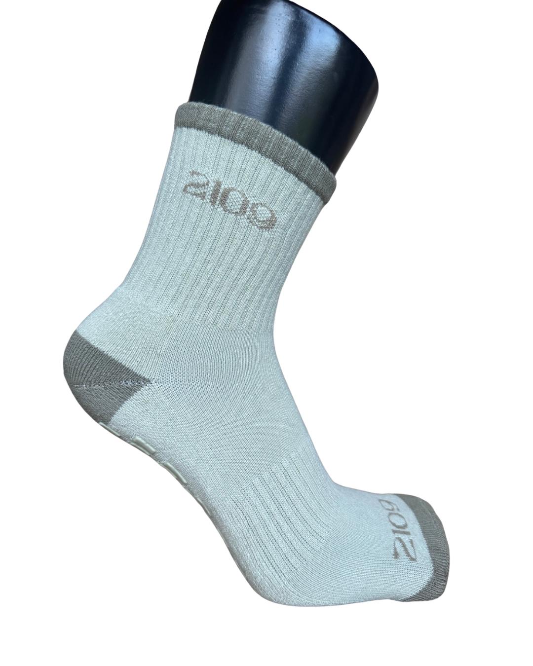 Ultimate Grip Crew Socks - Pistachio