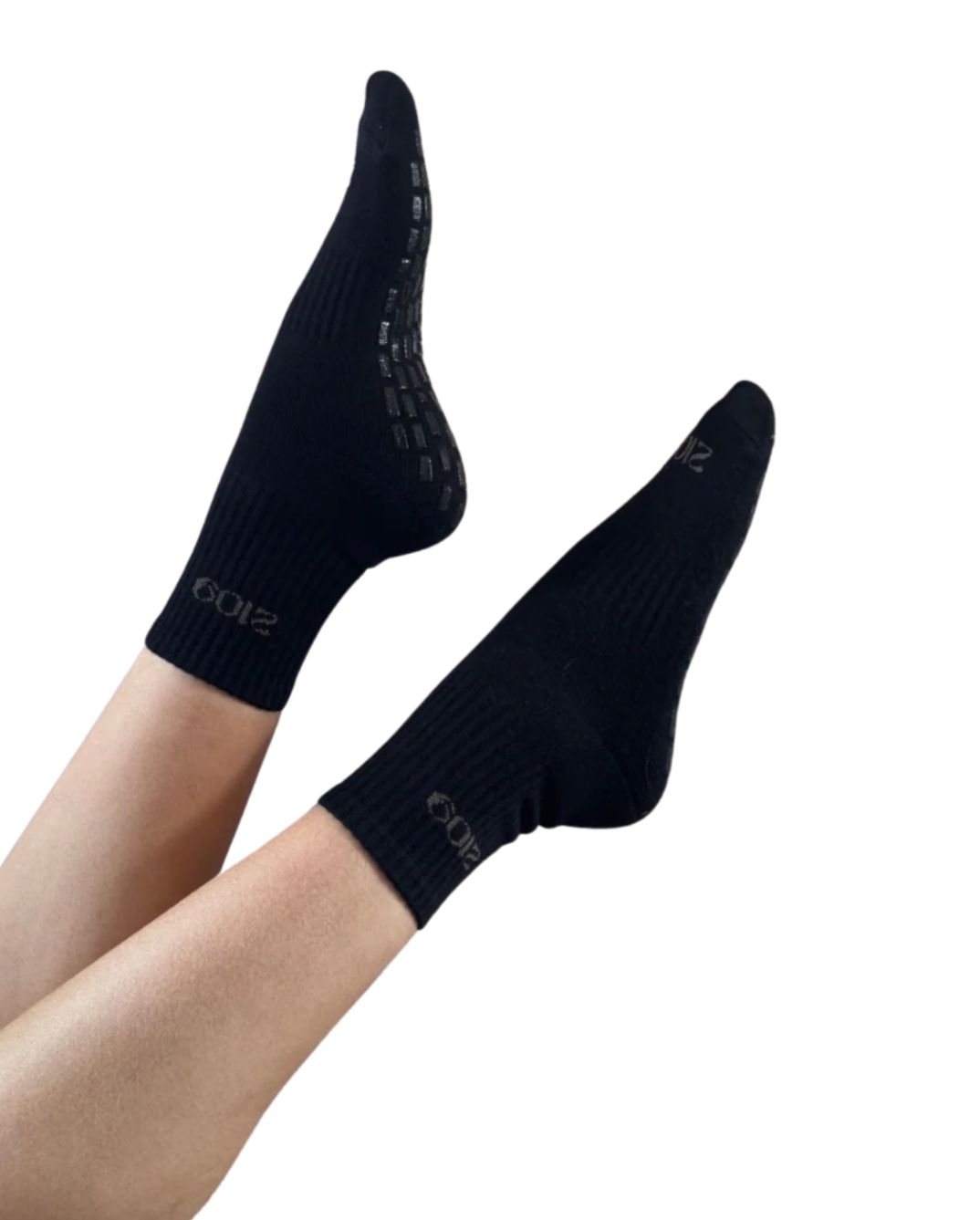 Ultimate Grip Crew Socks - Black