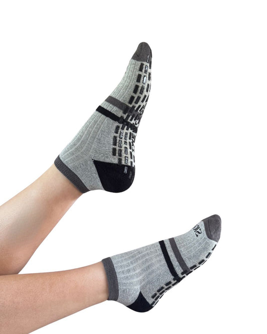 Ultimate Grip Ankle Socks - Grey & Black