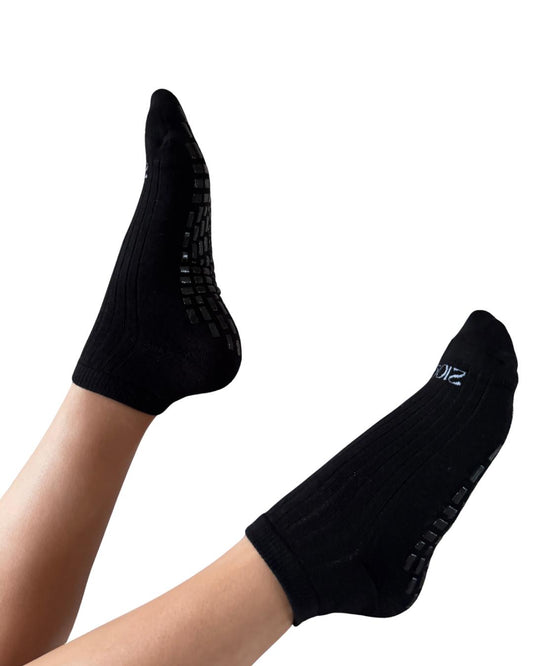 Ultimate Grip Ankle Socks - Plain Black