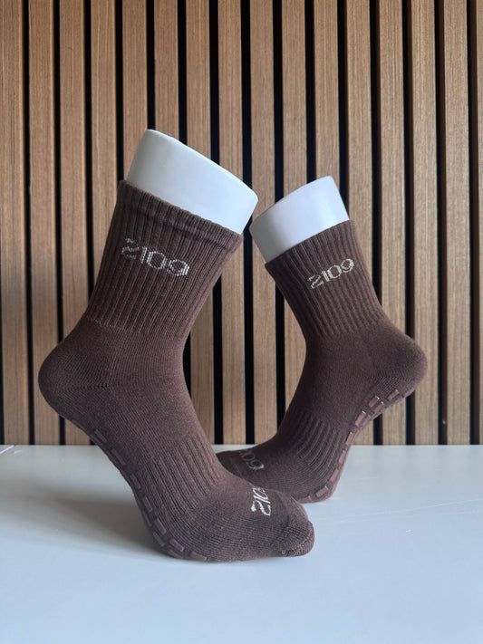 Ultimate Grip Crew Socks - Forest Brown