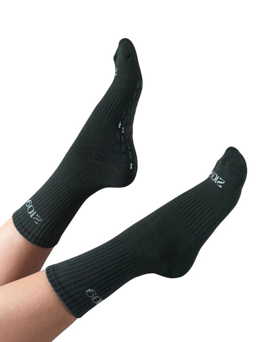 Ultimate Grip Crew Socks - Forest Green