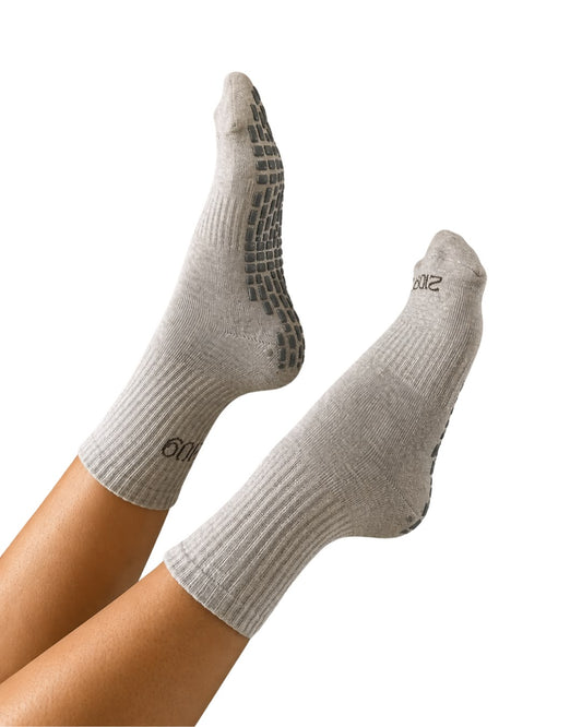 Ultimate Grip Crew Socks - Light Grey