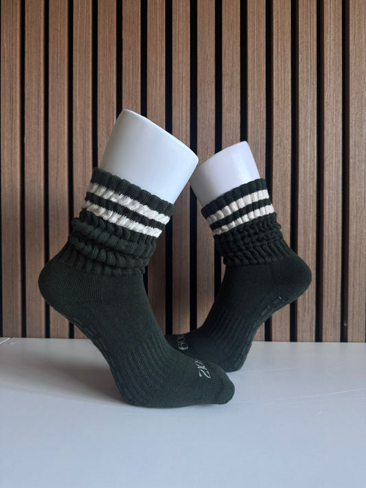 Ultimate Grip Stripey Slouch Socks - Forest Green with White