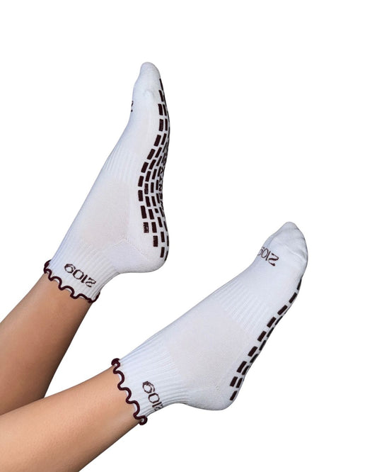 Ultimate Grip Ruffle Socks - White and Burgundy