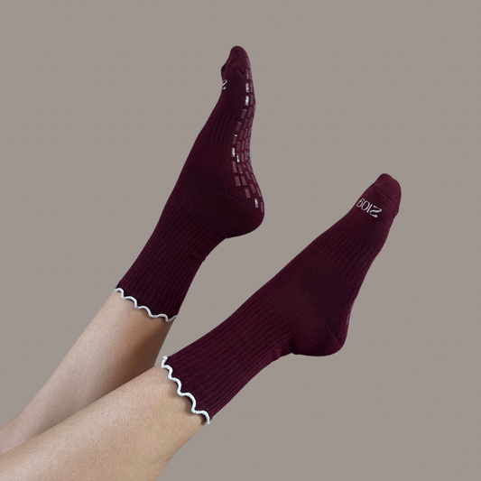 Ultimate Grip Ruffle Socks - Classic Burgundy